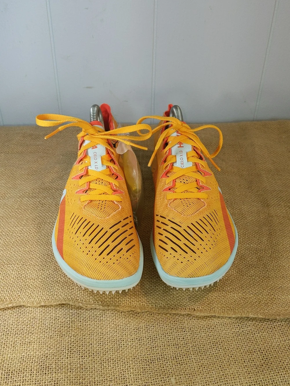 Hoka Cielo X LD Distance Track And Field Spikes Unisex, 11W/9.5M, Orange/White